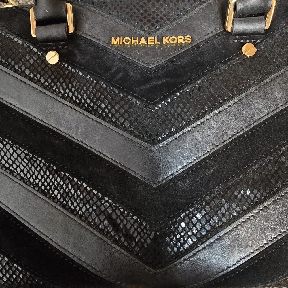 Michael Kors Selma Medium Black Suede Leather Chevron Satchel - Picture 7 of 13